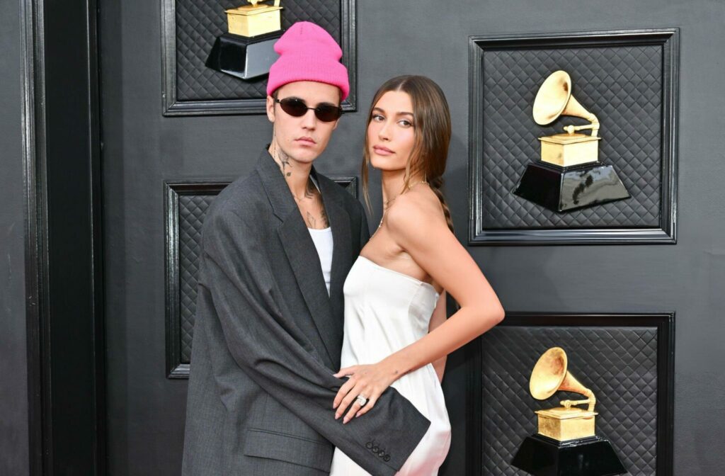 Justin Bieber and Hailey Bieber at the 64th Annual Grammy Awards held at the MGM Grand Garden Arena on April 3rd, 2022 in Las Vegas, Nevada. (Photo by Brian Friedman/Variety/Penske Media via Getty Images)