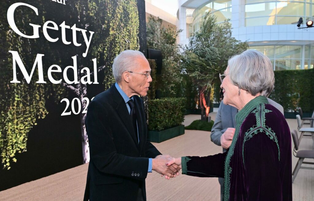 LOS ANGELES, CALIFORNIA - OCTOBER 03: (L-R) Martin Puryear and Alice Walton attend the Getty Medal Dinner 2022 at Getty Center on October 03, 2022 in Los Angeles, California. (Photo by Stefanie Keenan/Getty Images for The J. Paul Getty Trust)